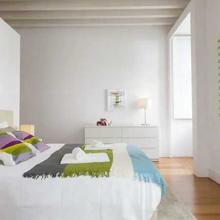 Chiado Premium By Homing Apartmán *